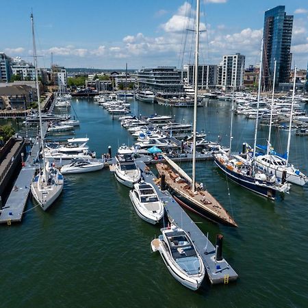 The Greenwich - Two Bedroom Apartment With Parking, Close To Ferry Terminals Southampton Dış mekan fotoğraf